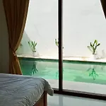 Kazane Tropical Villa